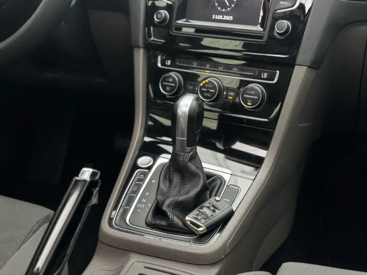 Golf Highline 1.4 TSI 140cv Aut.