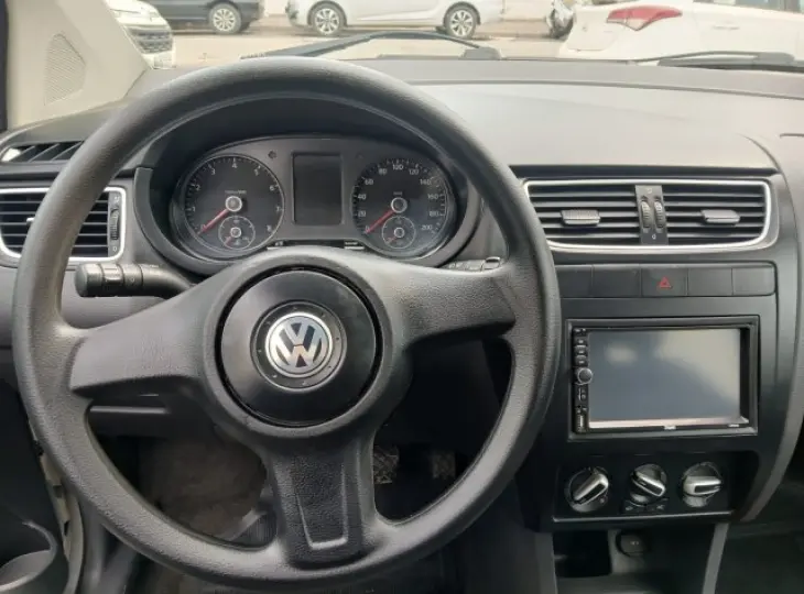 FOX - 1.0 MI 8V 4P MANUAL