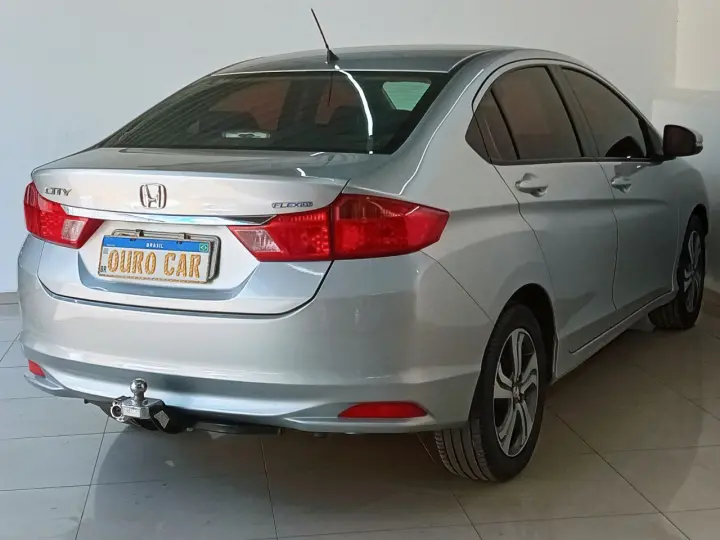 CITY 1.5 LX Sedan 16V