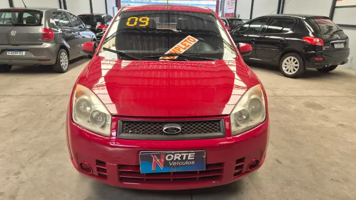 FIESTA 1.6 MPI Class Hatch 8V