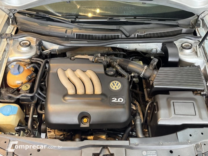 GOLF 2.0 MI 8V GASOLINA 4P AUTOMATICO