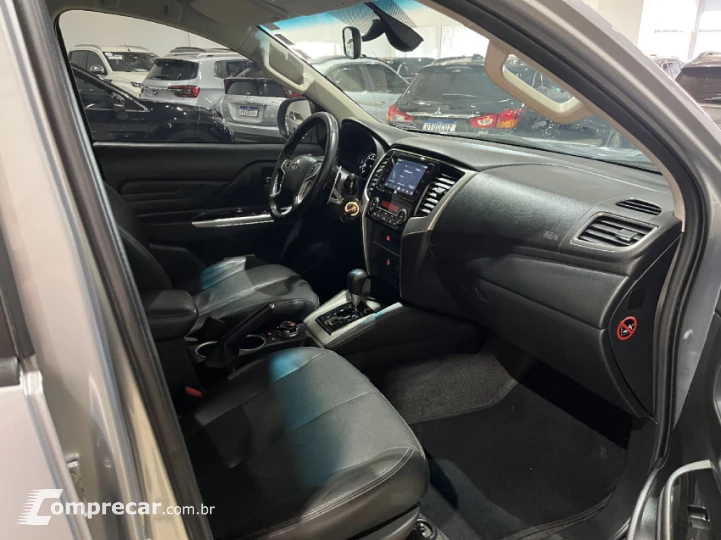 L200 TRITON 2.4 16V Turbo Sport HPE CD 4X4