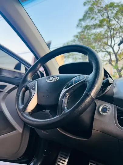 Elantra GLS 1.8 16V Aut.