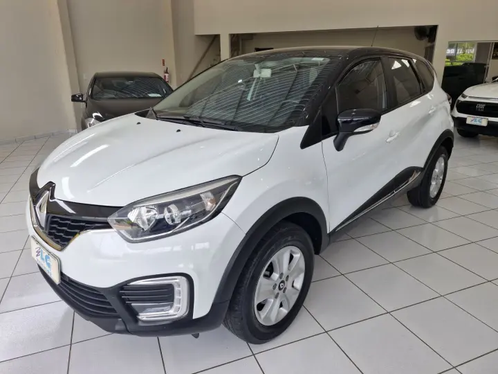 Captur 1.6 16V 4P FLEX SCE LIFE X-TRONIC CVT