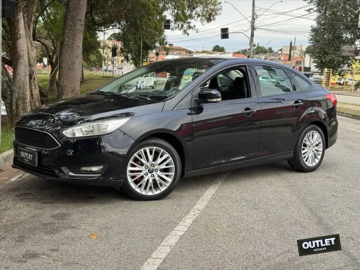 FOCUS 2.0 TITANIUM SEDAN 16V FLEX 4P POWERSHIFT