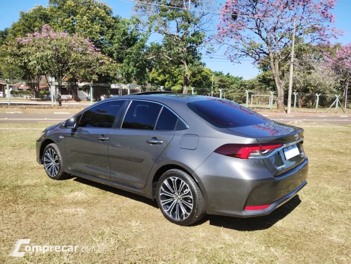COROLLA 1.8 VVT-I Hybrid Altis Premium