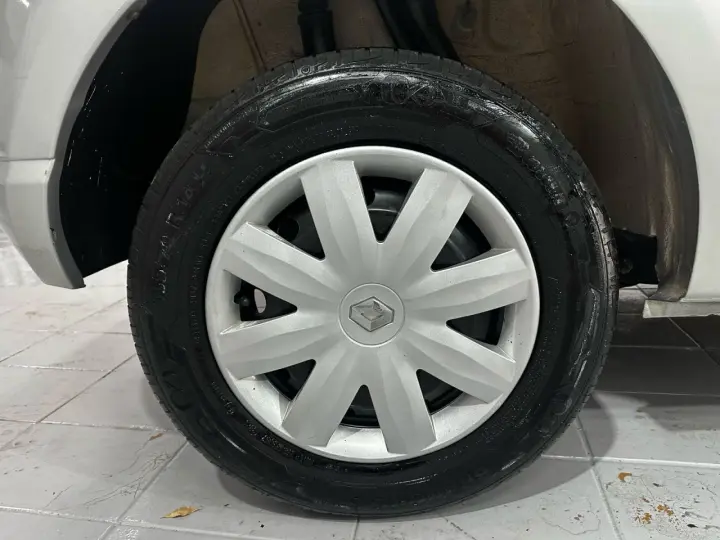 Sandero 1.0 16V 4P FLEX EXPRESSION