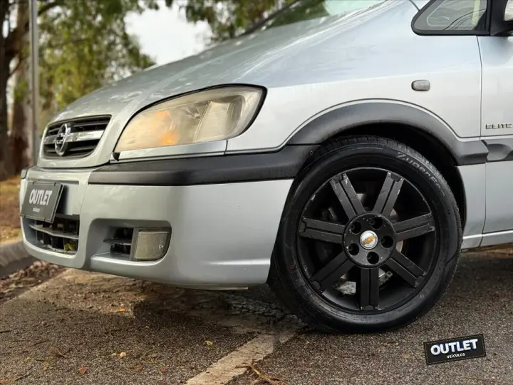 ZAFIRA 2.0 MPFI ELITE 8V FLEX 4P AUTOMÁTICO