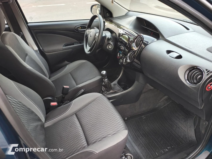 ETIOS 1.5 XS Sedan 16V