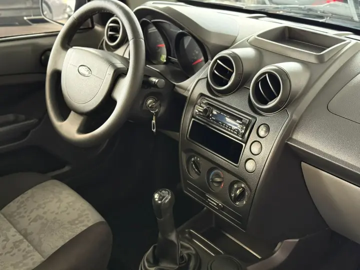 Fiesta Sed. 1.6 8V Flex 4p