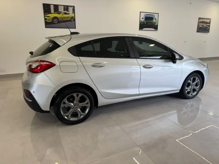 Cruze Hatch 1.4 16V 4P LT SPORT6 TURBO FLEX AUTOMÁTICO