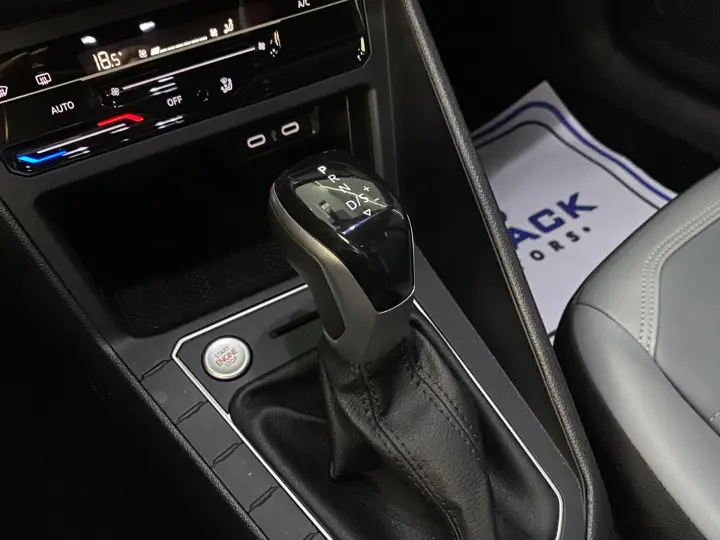 Nivus Highline 1.0 200 TSI Flex Aut.