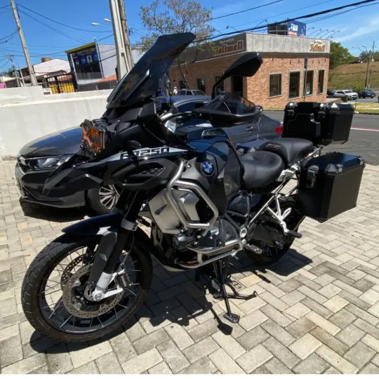 R 1250 GS Adventure Premium Triple Black