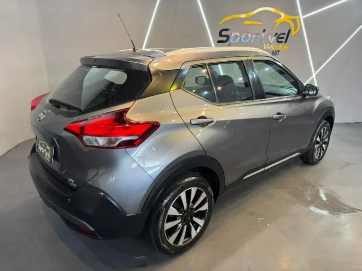 KICKS SV 1.6 16V FlexStar 5p Aut.