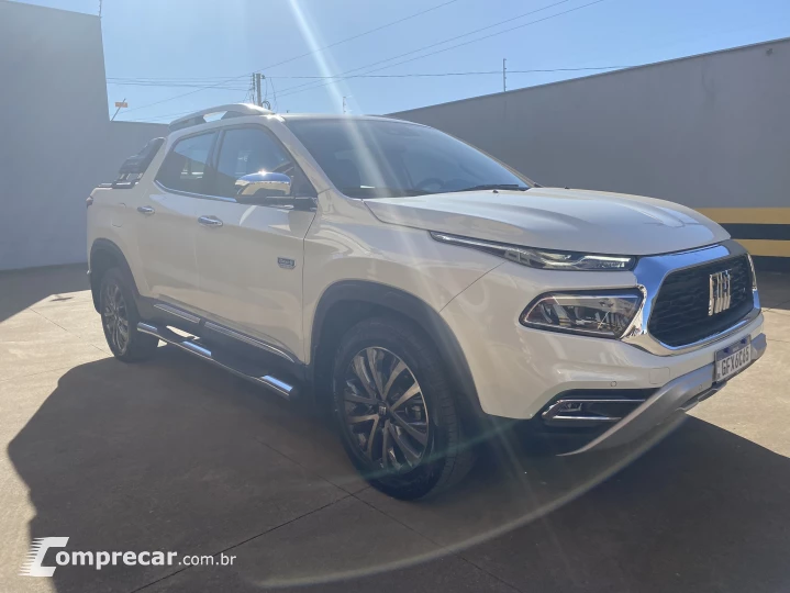 TORO 2.0 16V Turbo Ranch 4WD AT9