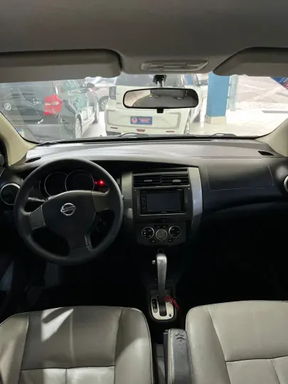 GRAND LIVINA 1.8 16V