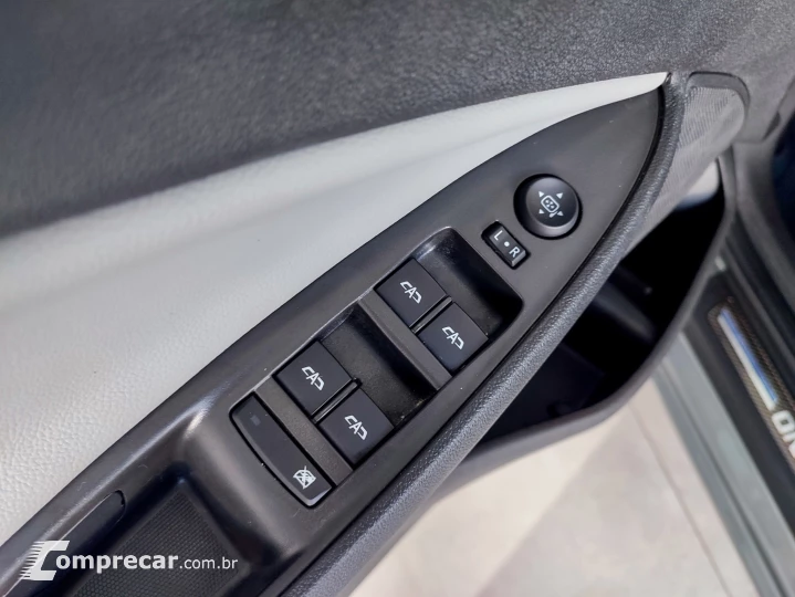 ONIX 1.0 Turbo Premier