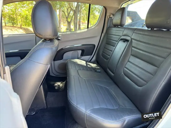 L200 TRITON 3.5 HPE 4X4 CD V6 24V FLEX 4P AUTOMÁT