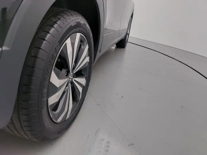 T-CROSS 1.0 200 TSI TOTAL FLEX AUTOMÁTICO