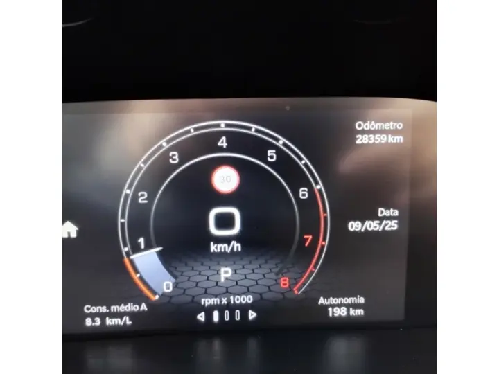 RENEGADE 1.3 T270 TURBO FLEX LONGITUDE AT6