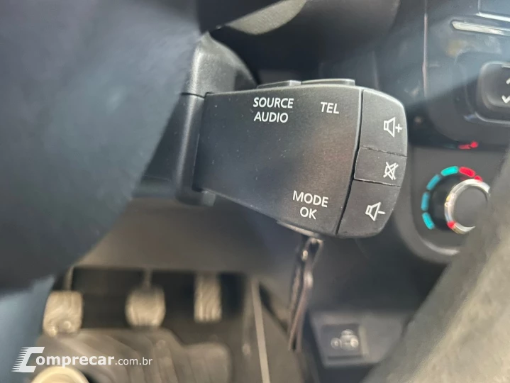 KWID 1.0 12V SCE Outsider