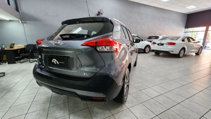 KICKS SL 1.6 16V FlexStar 5p Aut.