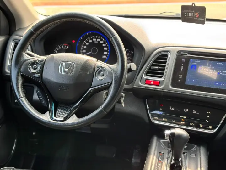 HR-V Touring CVT 1.8 I-VTEC FlexOne