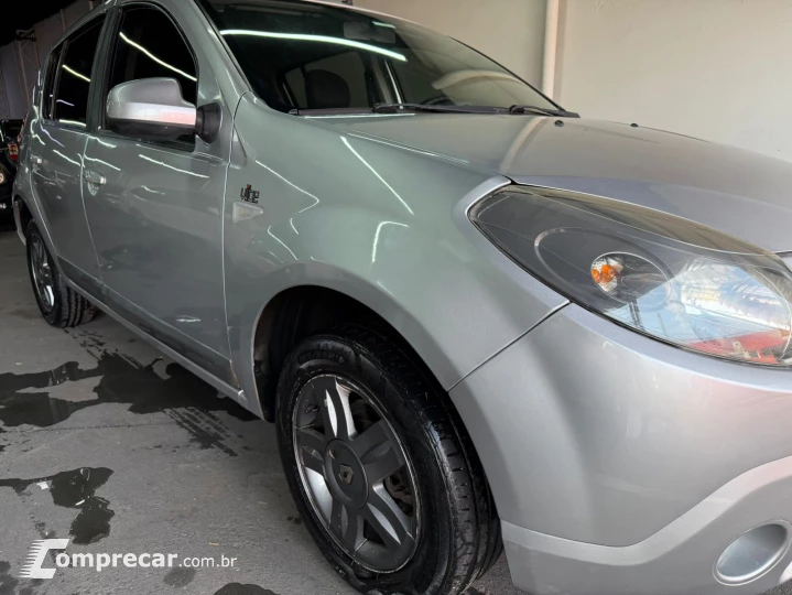 SANDERO 1.6 Vibe 8V