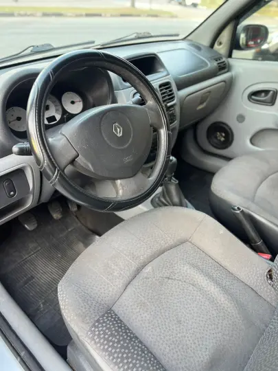 Clio Authentique Hi-Flex 1.0 16V 5p