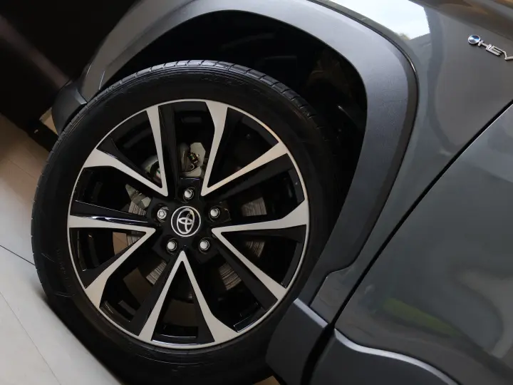 COROLLA CROSS 1.8 VVT-I Hybrid XRV