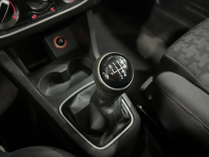 FOX 1.0 MI COMFORTLINE 8V FLEX 4P MANUAL