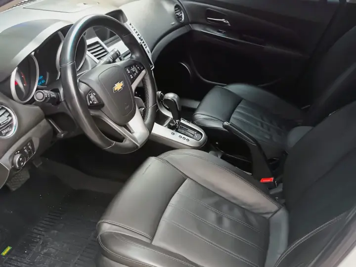 Cruze 1.8 Lt Sport6 16V Flex 4P Automático