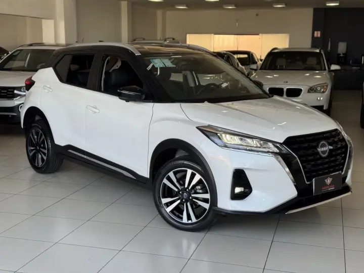 Kicks 1.6 16V 4P FLEXSTART EXCLUSIVE XTRONIC AUTOMÁTICO CVT