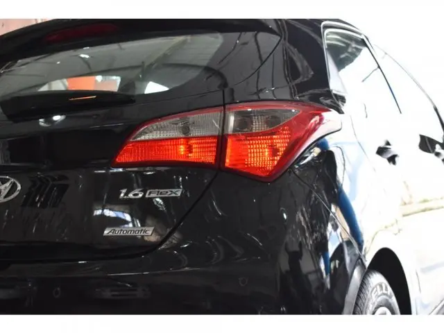 HB20 - 1.6 COMFORT PLUS 16V 4P AUTOMÁTICO