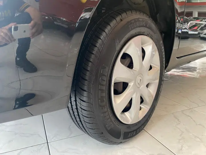 CLIO 1.0 Authentique 16V