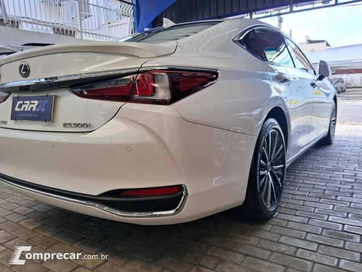 ES 300 H 2.5 16V 4P LUXURY HÍBRIDO AUTOMÁTICO CVT