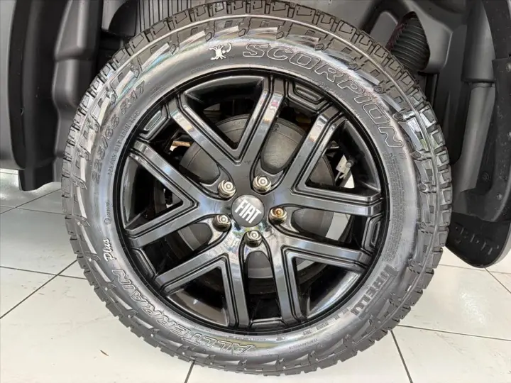 TORO 2.0 16V TURBO DIESEL ULTRA 4WD AT9