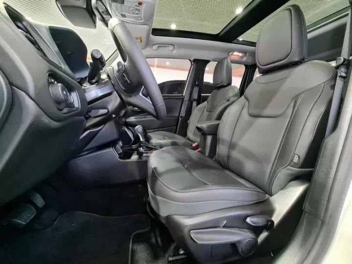 RENEGADE SAHARA T270