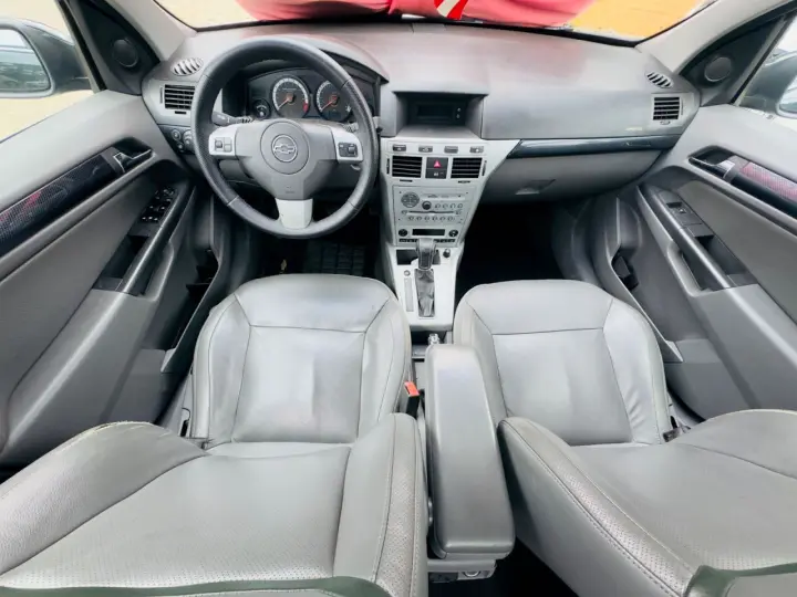 VECTRA 2.0 MPFI Collection 8V