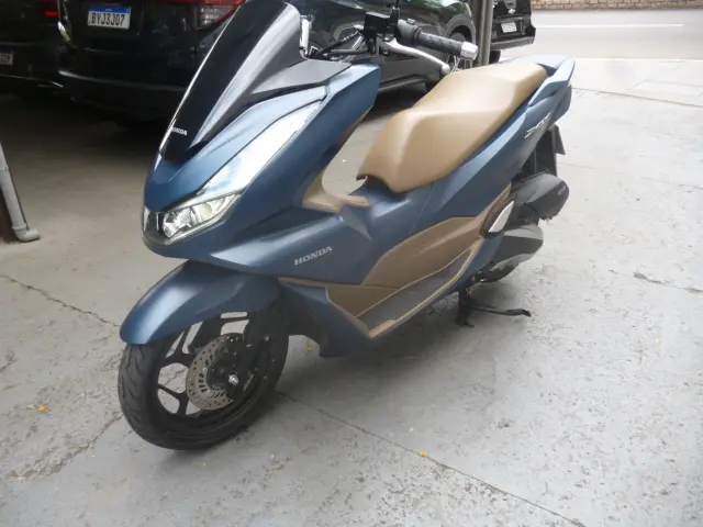 HONDA PCX 160 DLX ABS