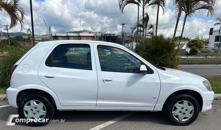 CELTA 1.0 MPFI LT 8V