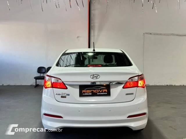 HB20S - 1.6 COMFORT PLUS 16V 4P AUTOMÁTICO