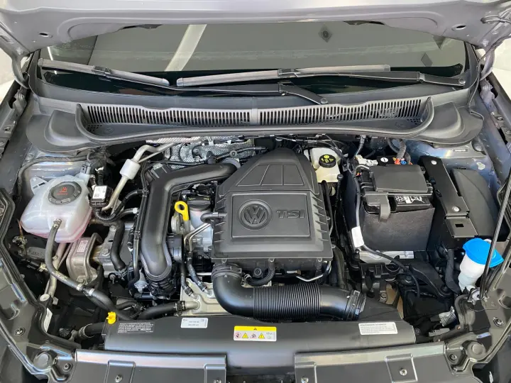 Nivus Highline 1.0 200 TSI Flex Aut.