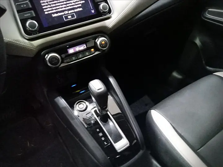 VERSA 1.6 16V FLEX EXCLUSIVE XTRONIC