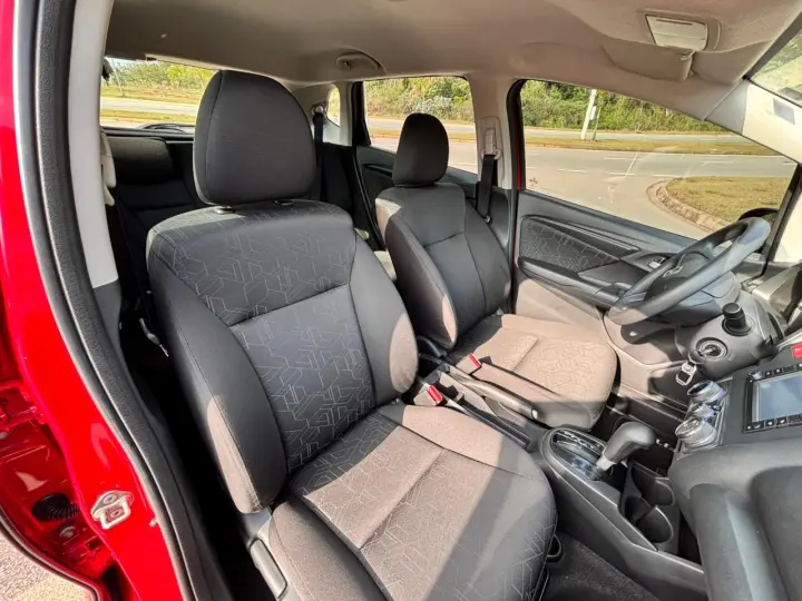 Fit 1.5 16v LX CVT (Flex)