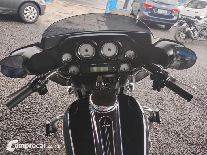 Street Glide FLHX 1700