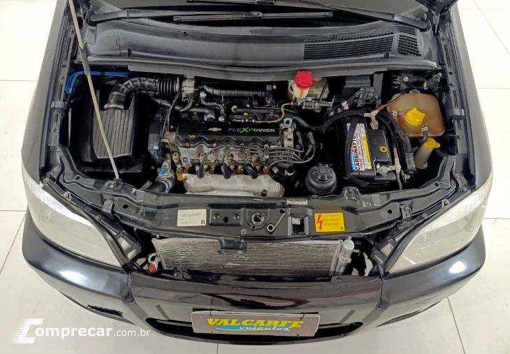 ZAFIRA 2.0 MPFI Elegance 8V