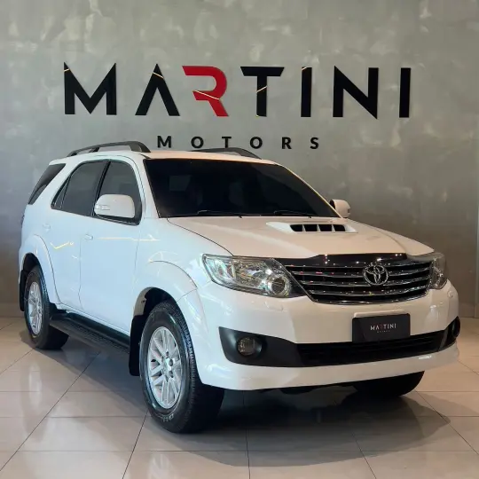 Hilux SW4 SRV D4-D 4x4 3.0 TDI Dies. Aut