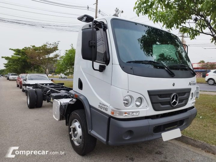 Accelo 1016 - Chassi