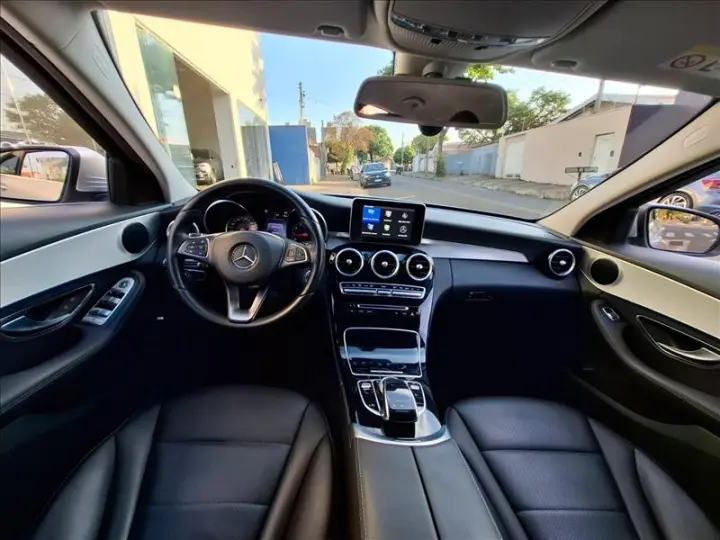 C 180 1.6 CGI Avantgarde